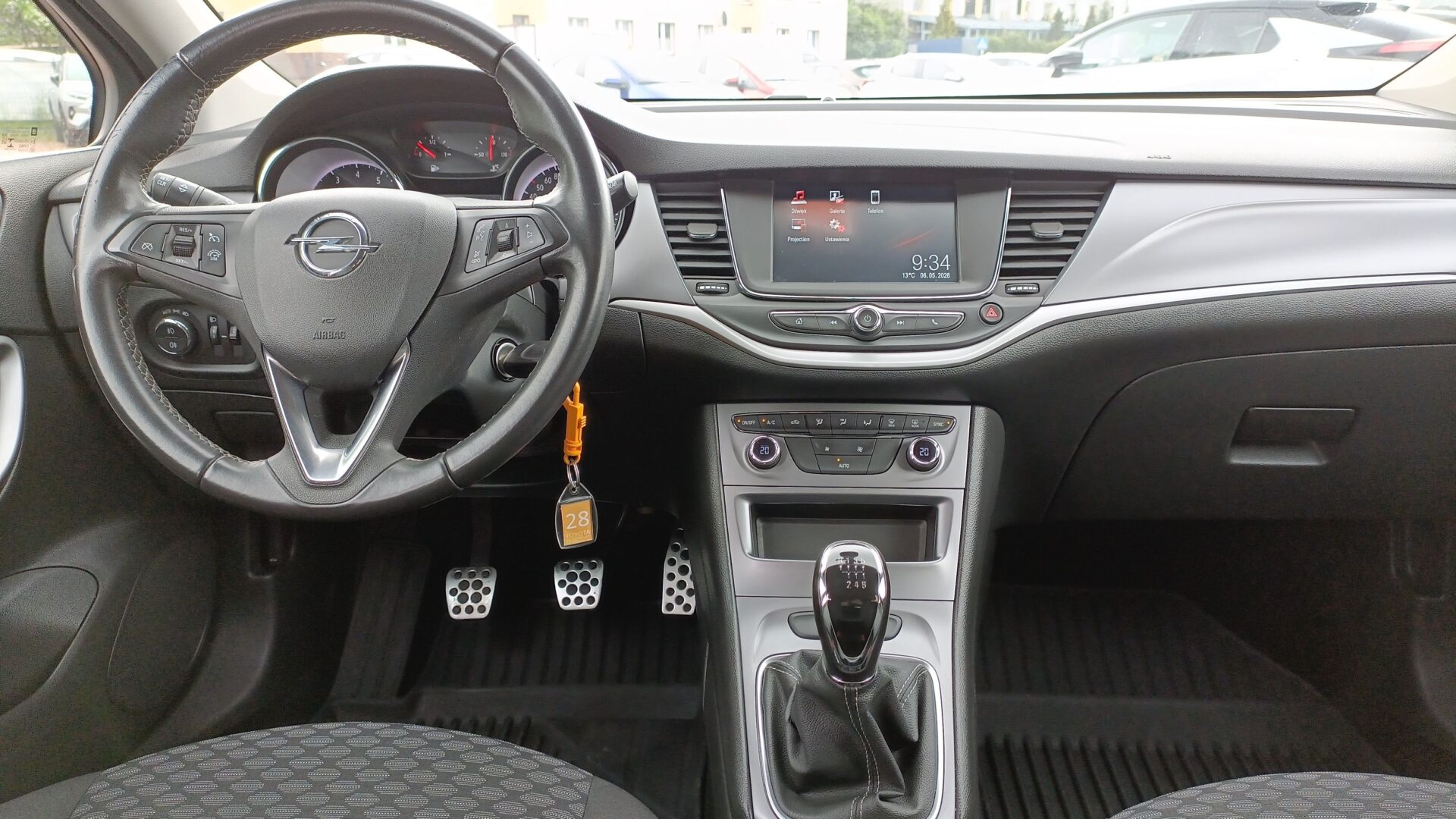 Opel Astra - zdjęcie 13