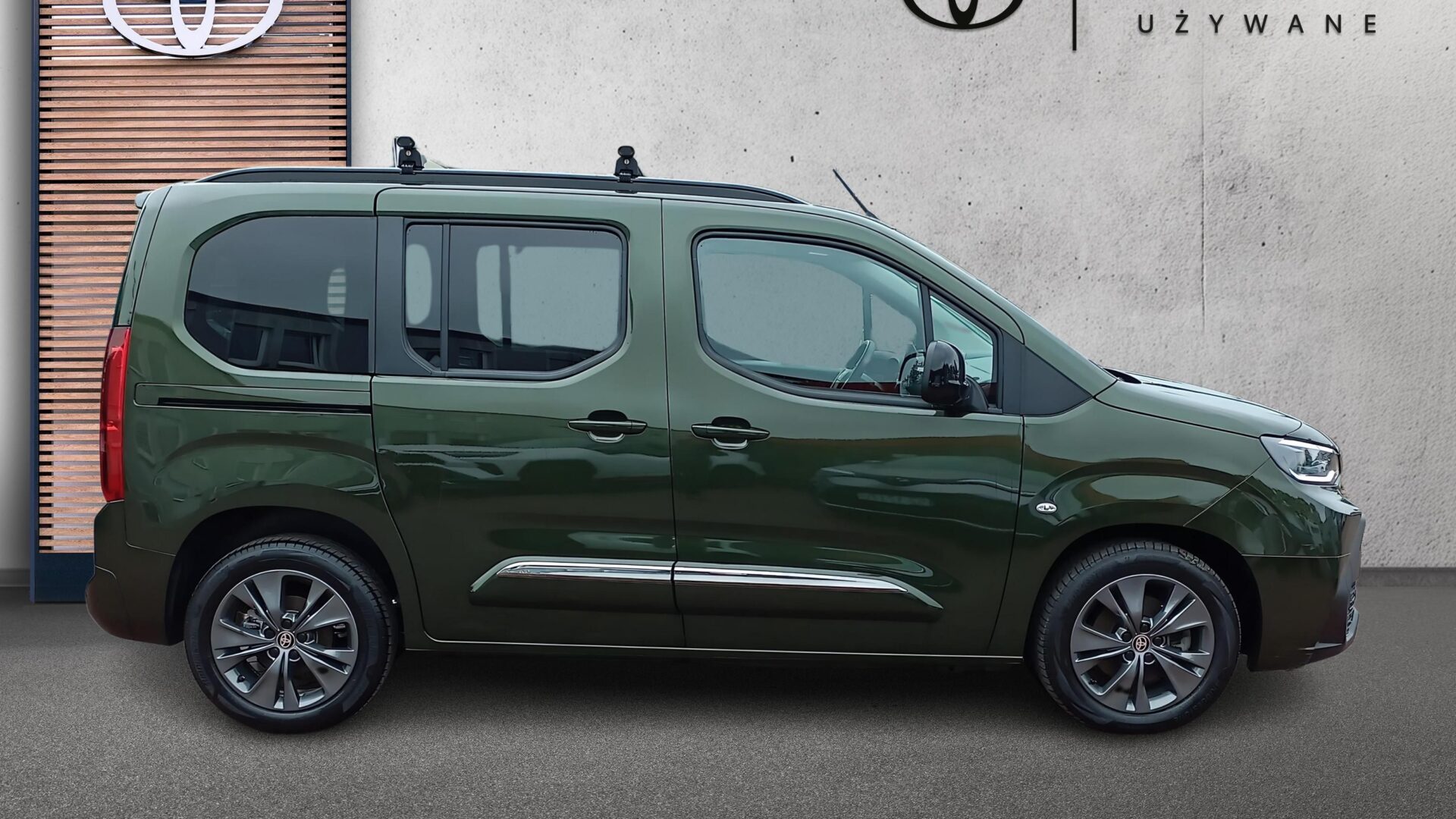 Toyota PROACE CITY VERSO - zdjęcie 6