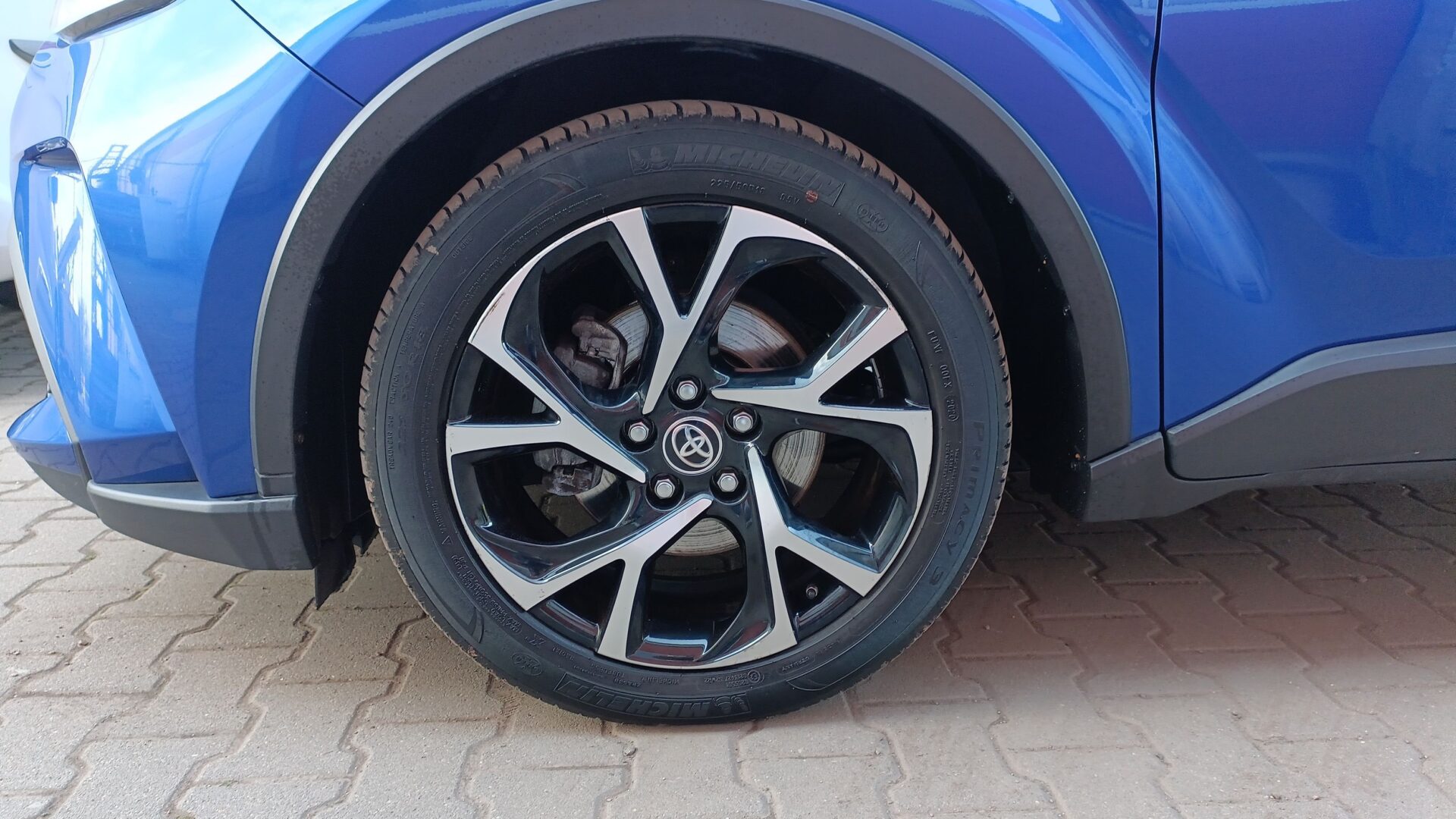 Toyota C-HR - zdjęcie 19