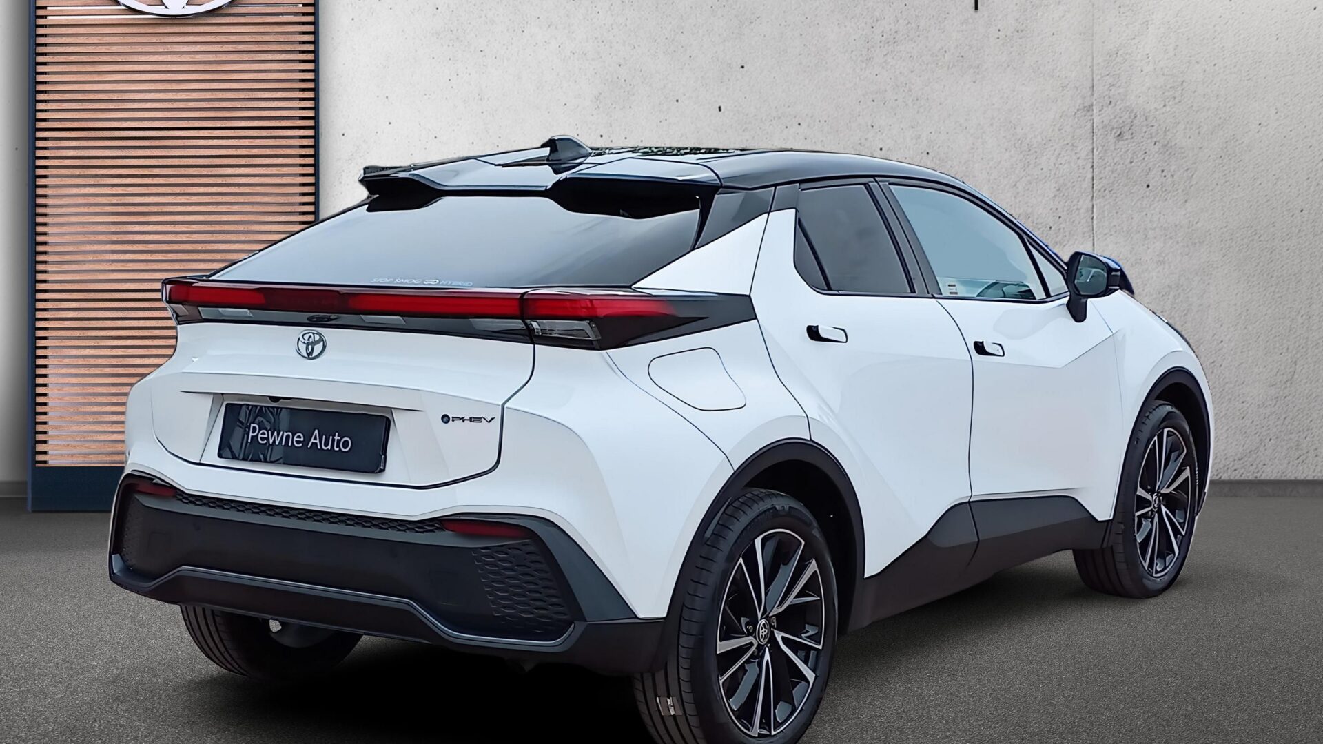 Toyota C-HR - zdjęcie 8