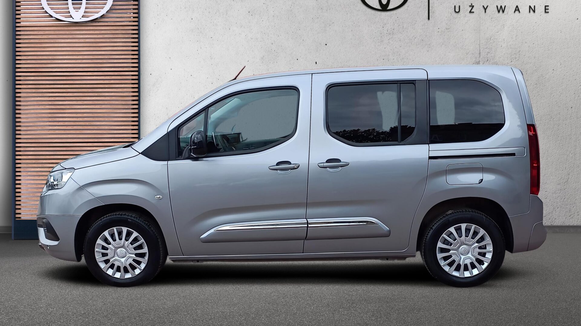 Toyota PROACE CITY VERSO - zdjęcie 2