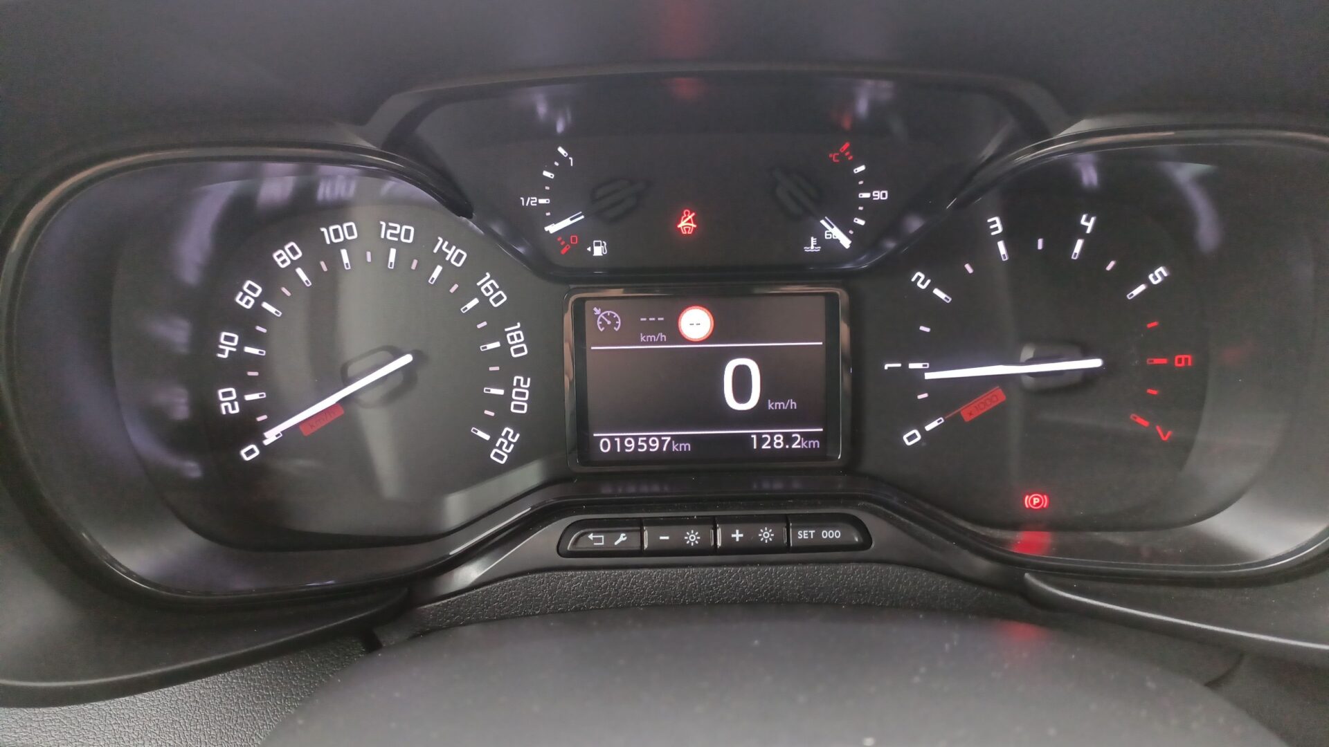 Toyota PROACE CITY VERSO - zdjęcie 16