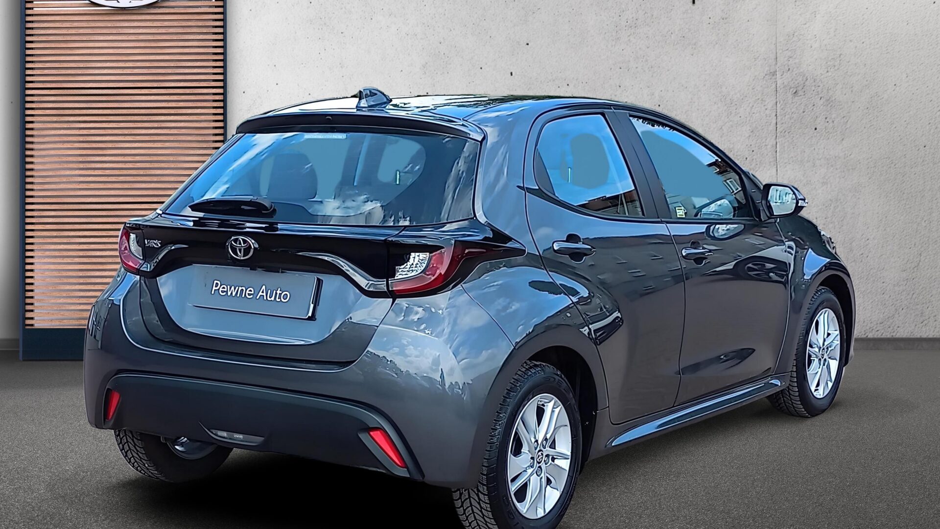 Toyota Yaris - zdjęcie 5