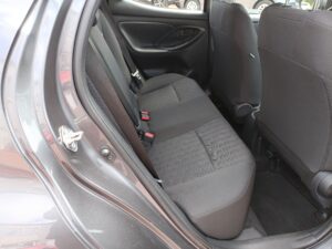 Toyota Yaris - miniatura 12