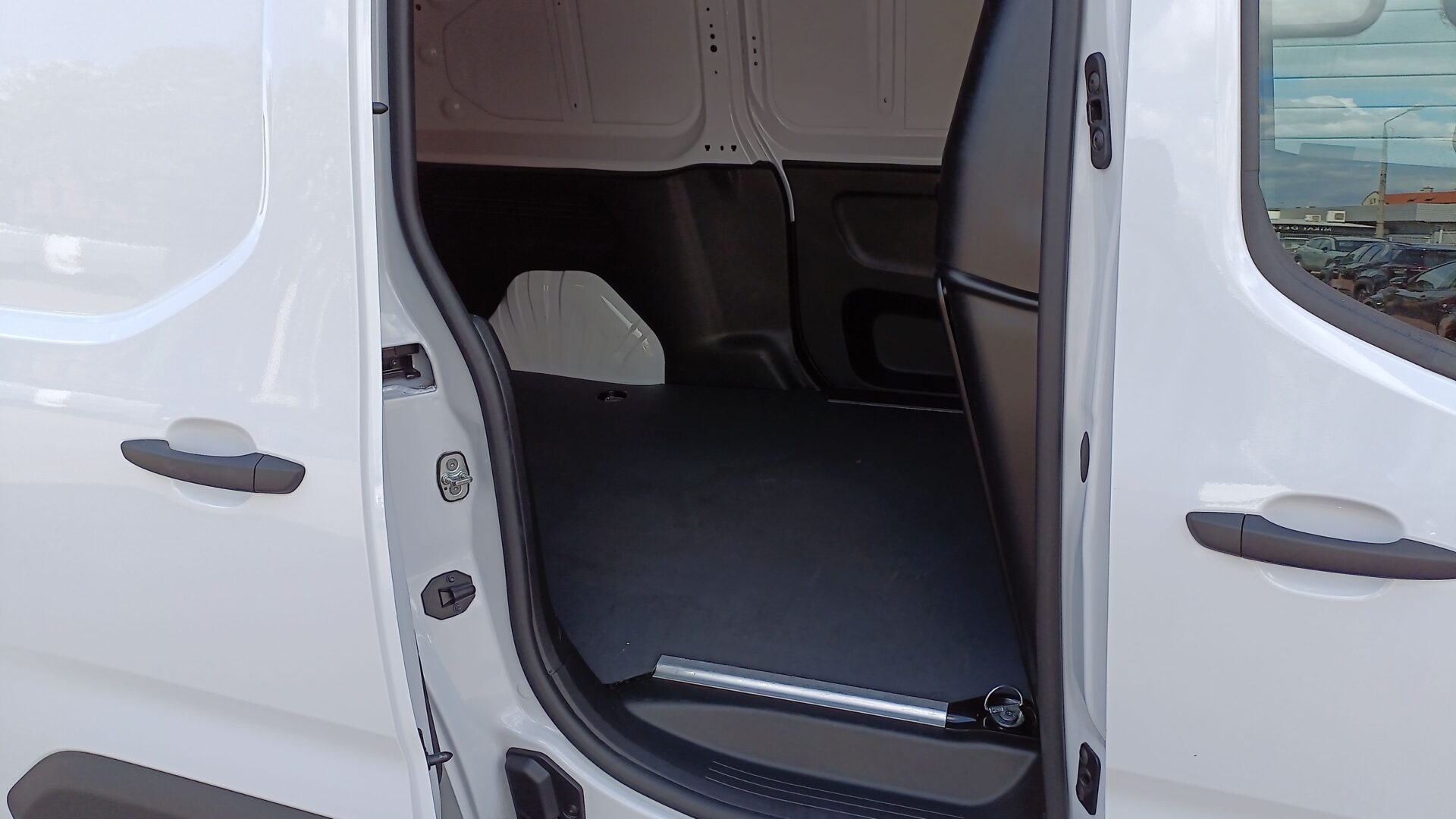Toyota PROACE CITY - zdjęcie 17