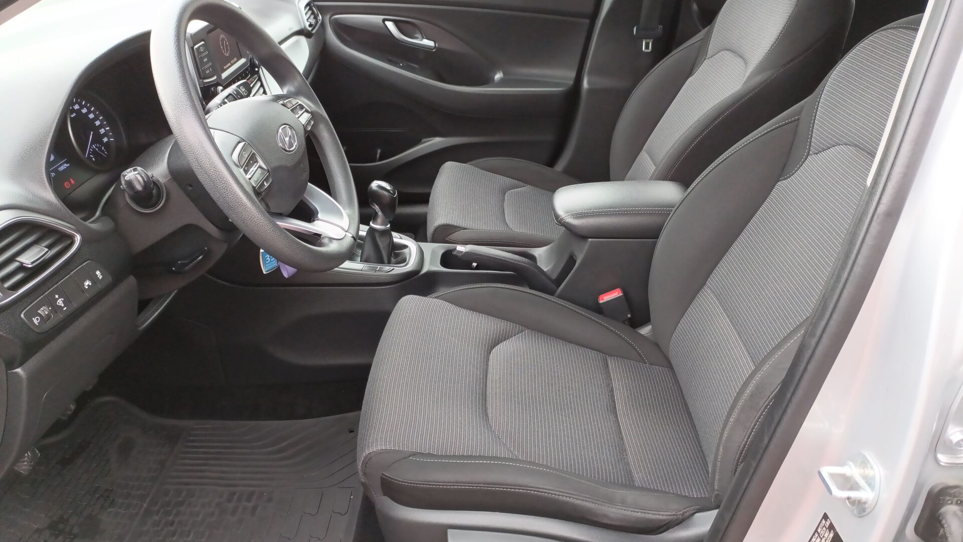 Hyundai i30 - zdjęcie 9