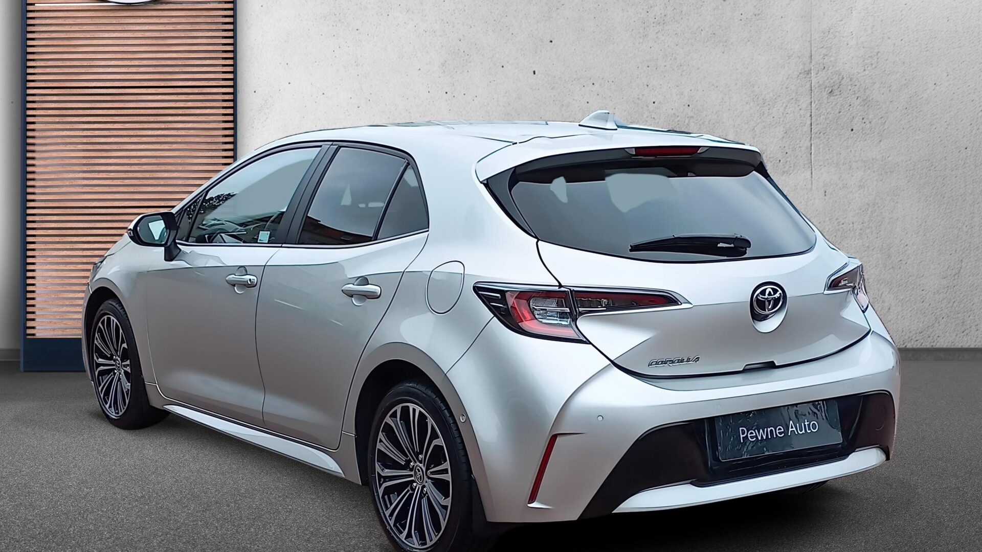 Toyota Corolla - zdjęcie 6