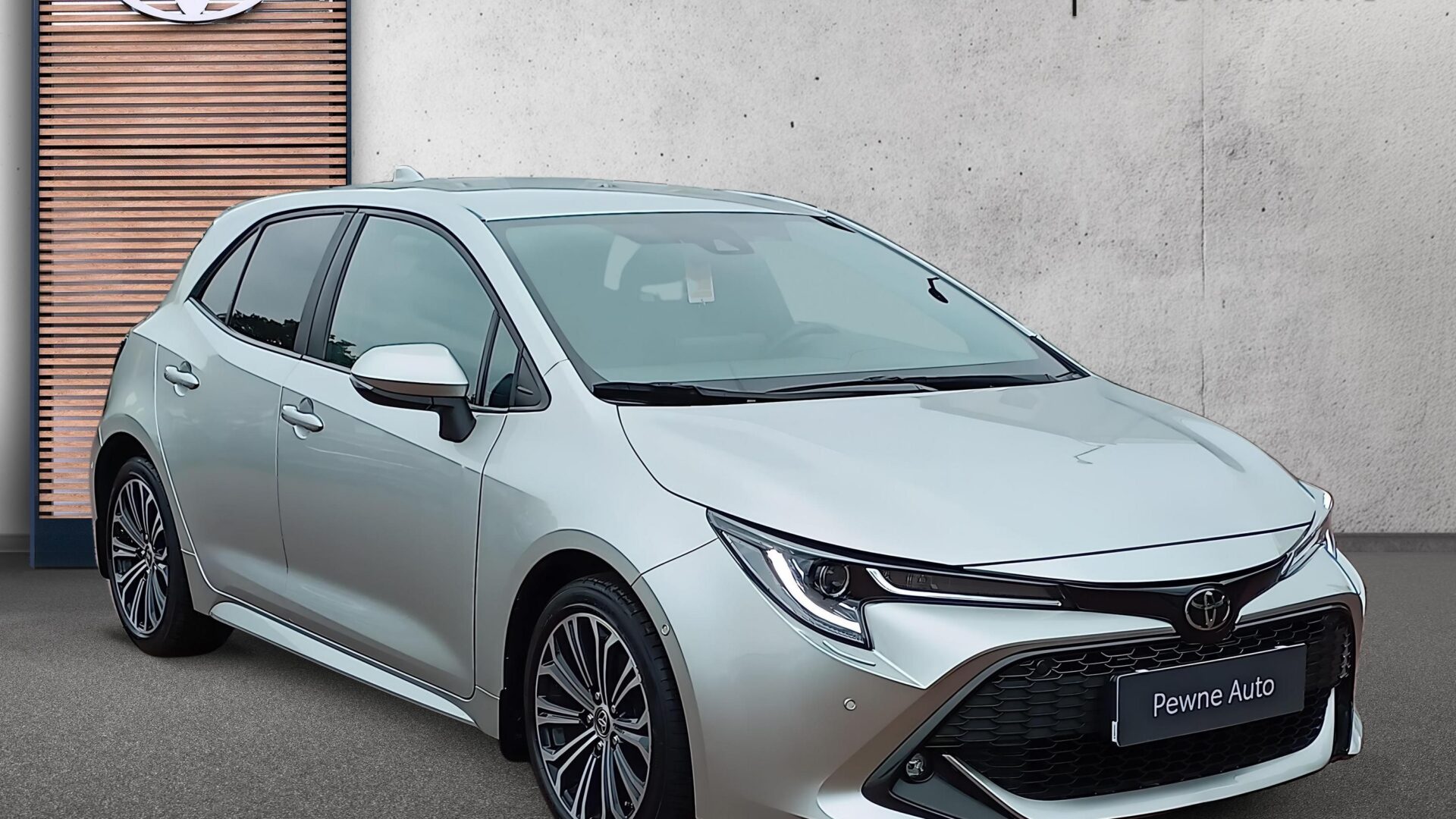 Toyota Corolla - zdjęcie 3