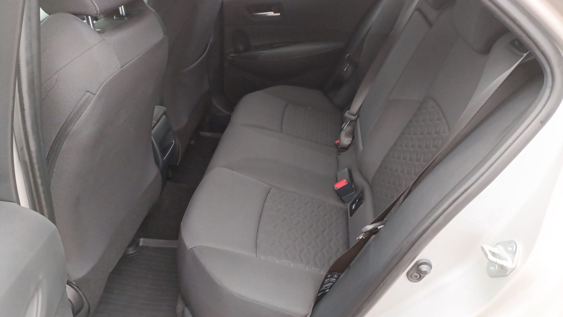 Toyota Corolla - zdjęcie 11