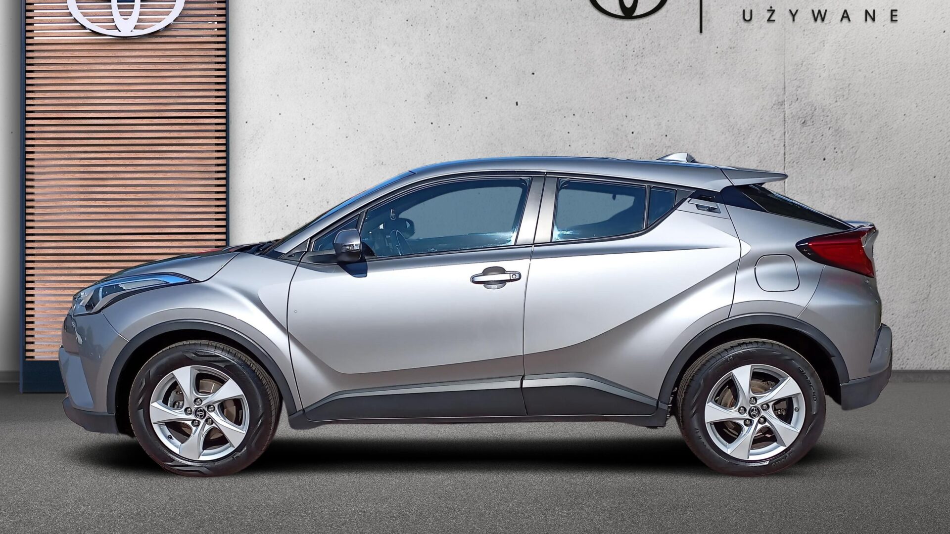 Toyota C-HR - zdjęcie 2