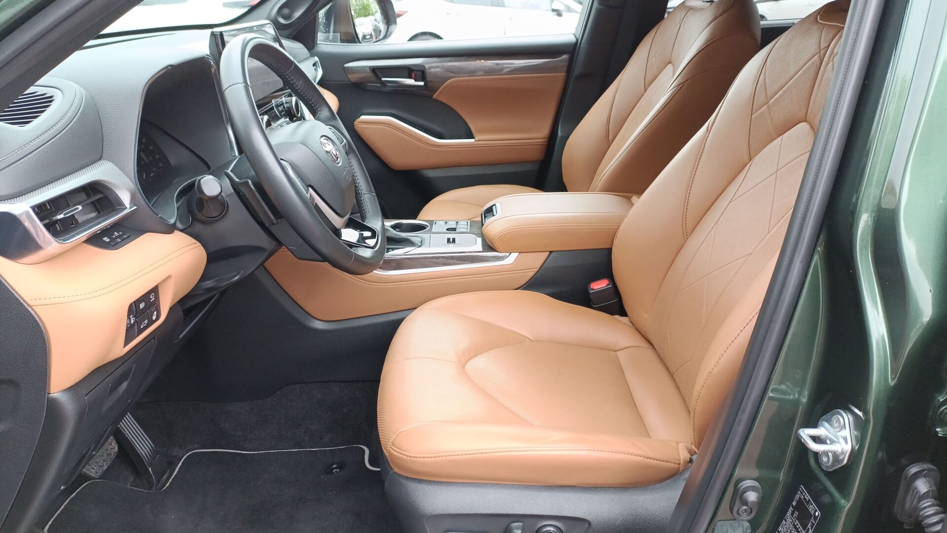Toyota Highlander - zdjęcie 10