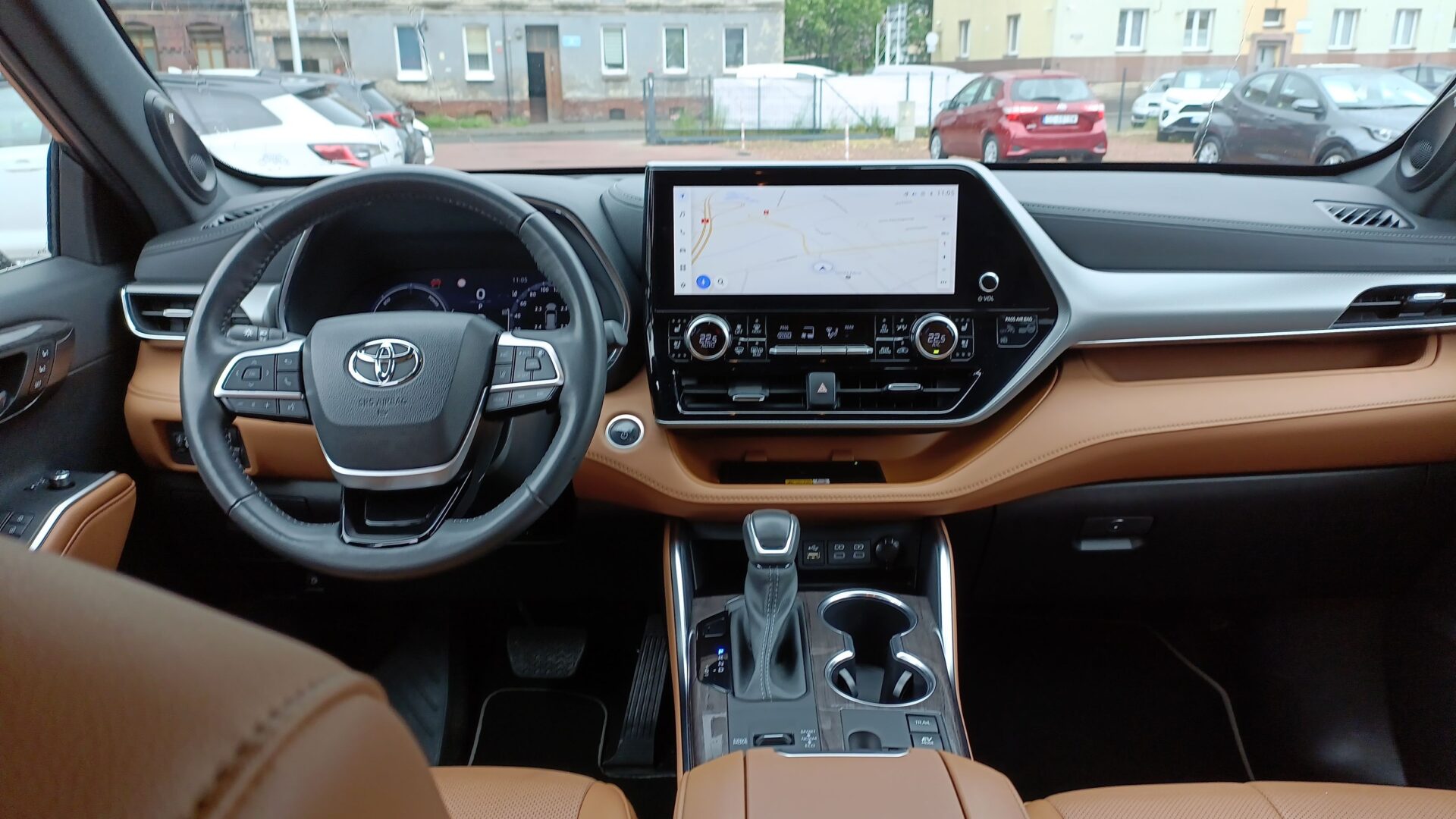 Toyota Highlander - zdjęcie 9