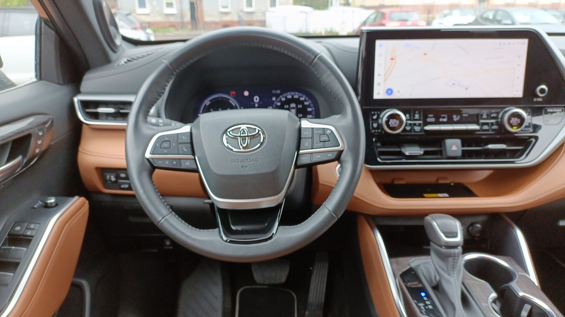 Toyota Highlander - zdjęcie 14