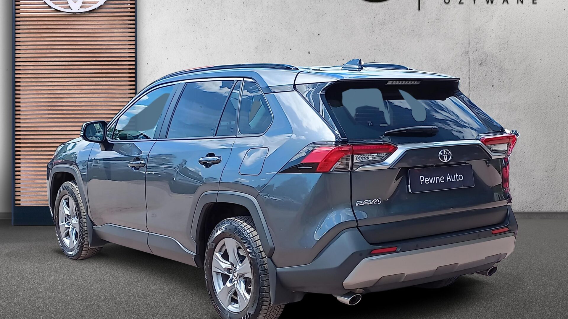 Toyota RAV4 - zdjęcie 3