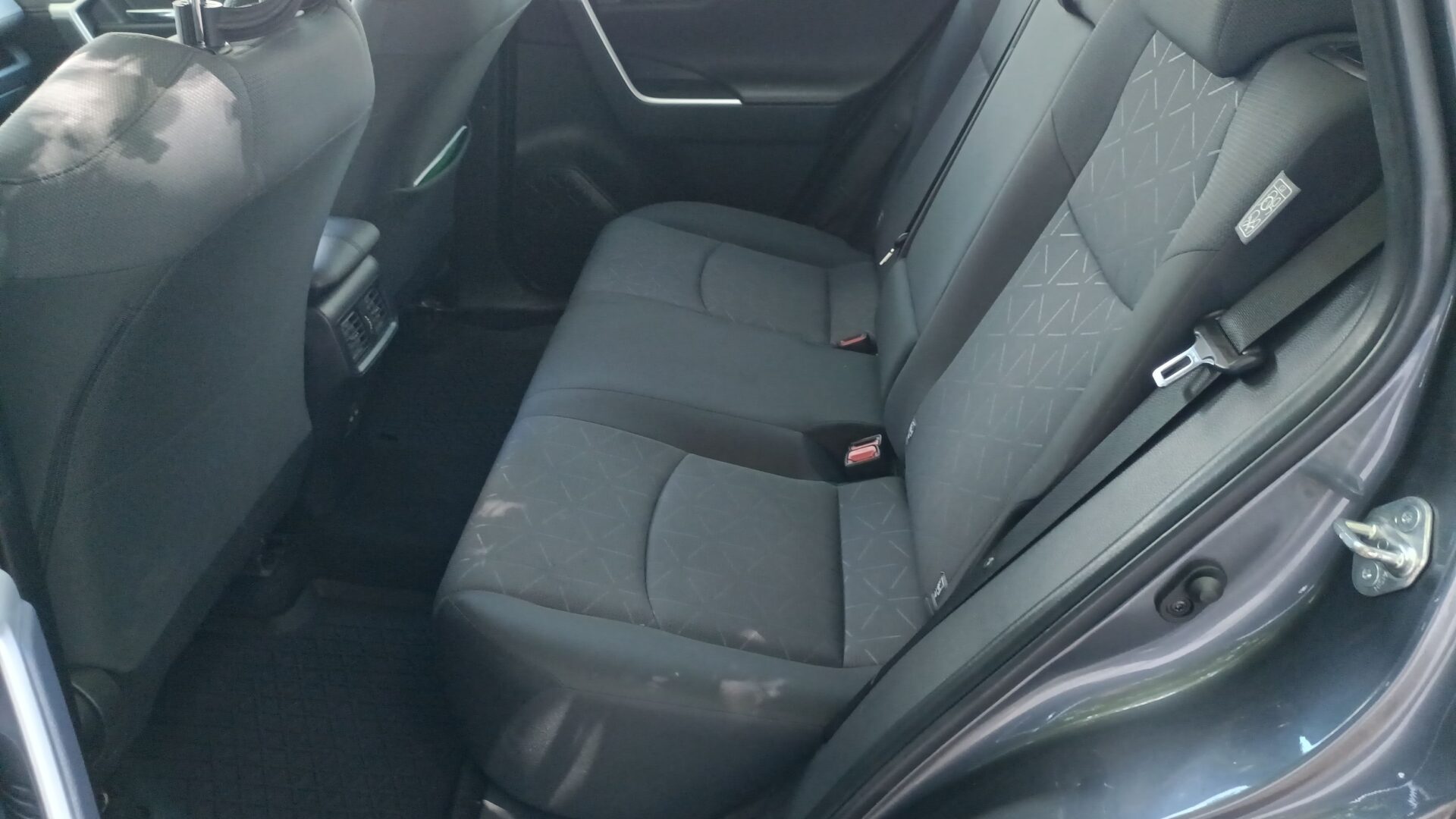 Toyota RAV4 - zdjęcie 11