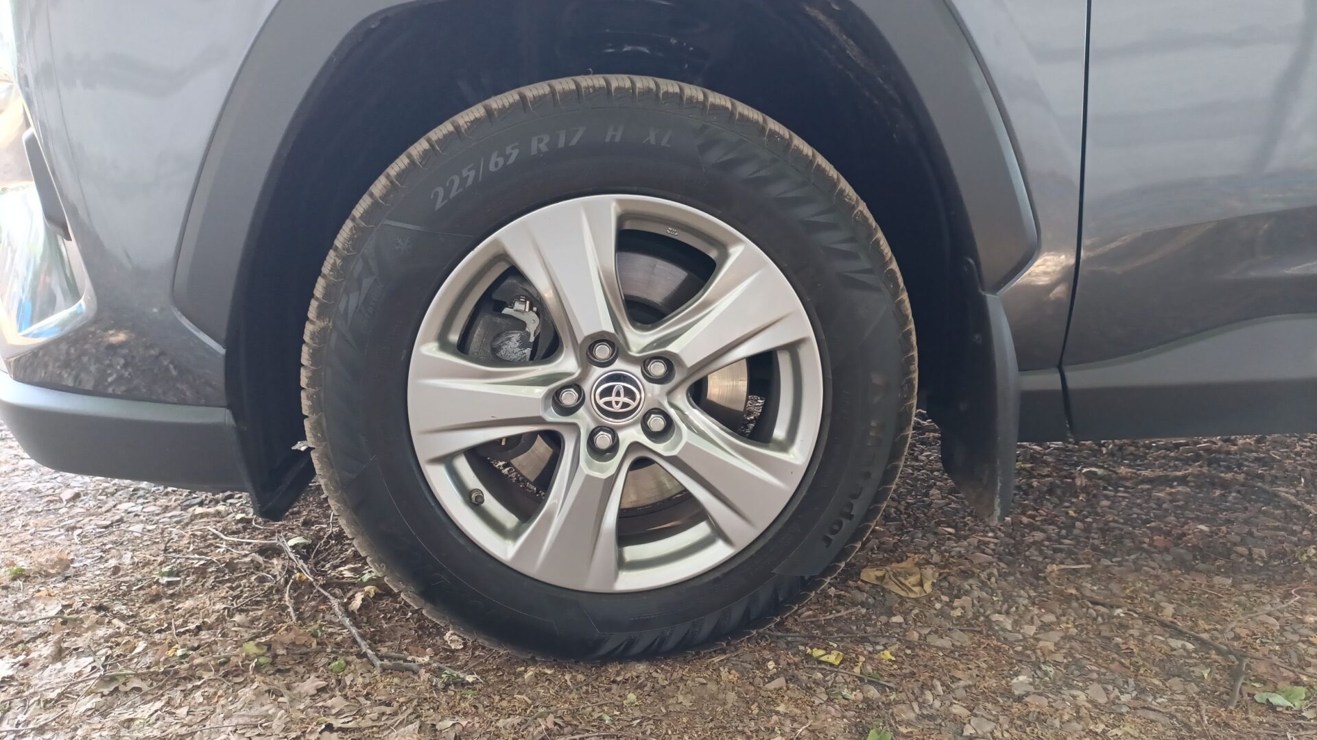 Toyota RAV4 - zdjęcie 19