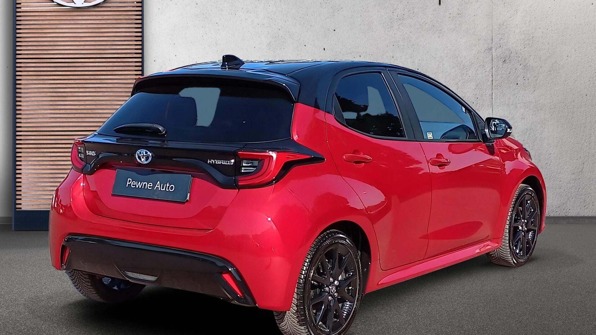 Toyota Yaris - zdjęcie 8