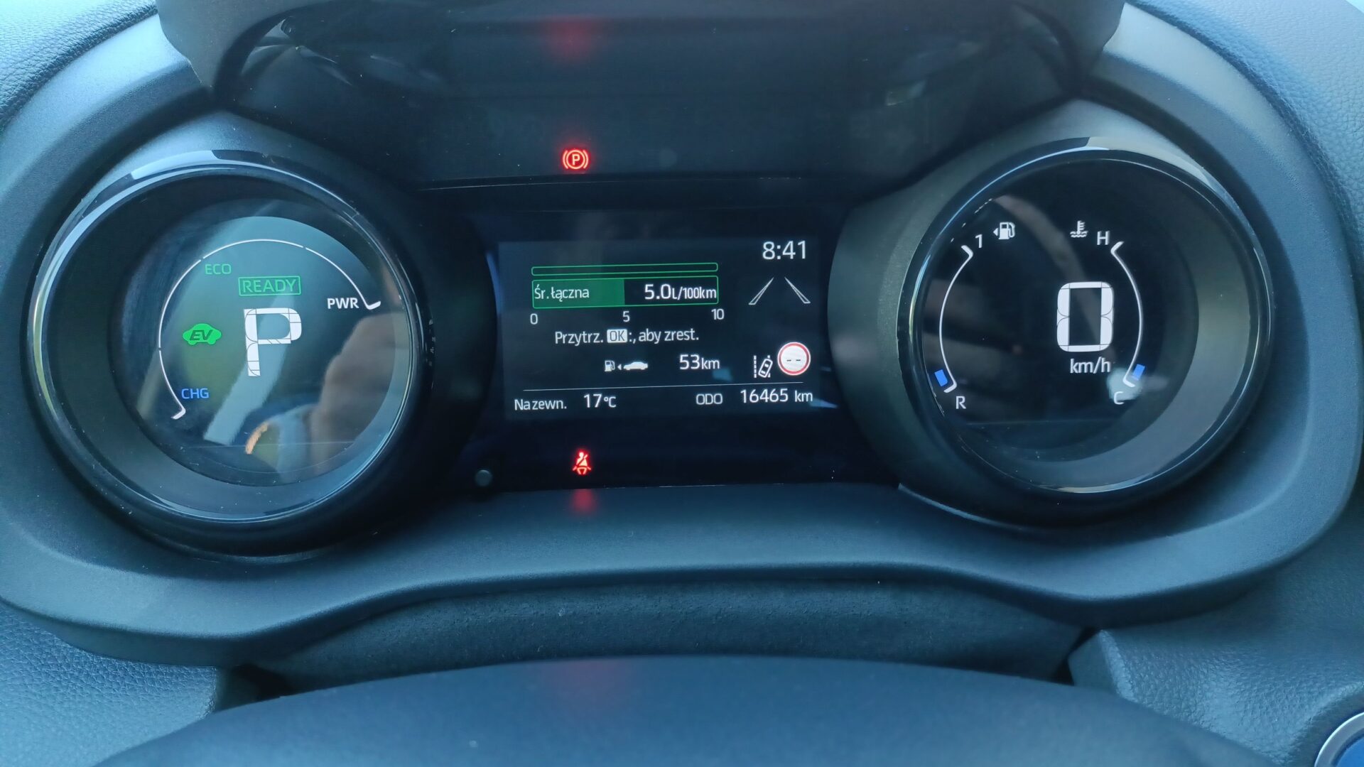 Toyota Yaris - zdjęcie 16