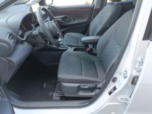 Toyota Yaris - miniatura 9