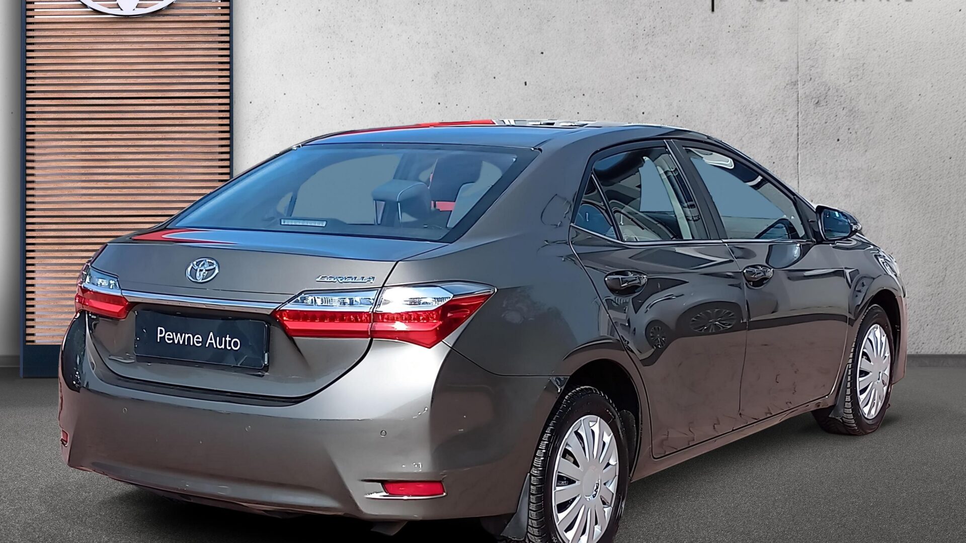 Toyota Corolla - zdjęcie 4