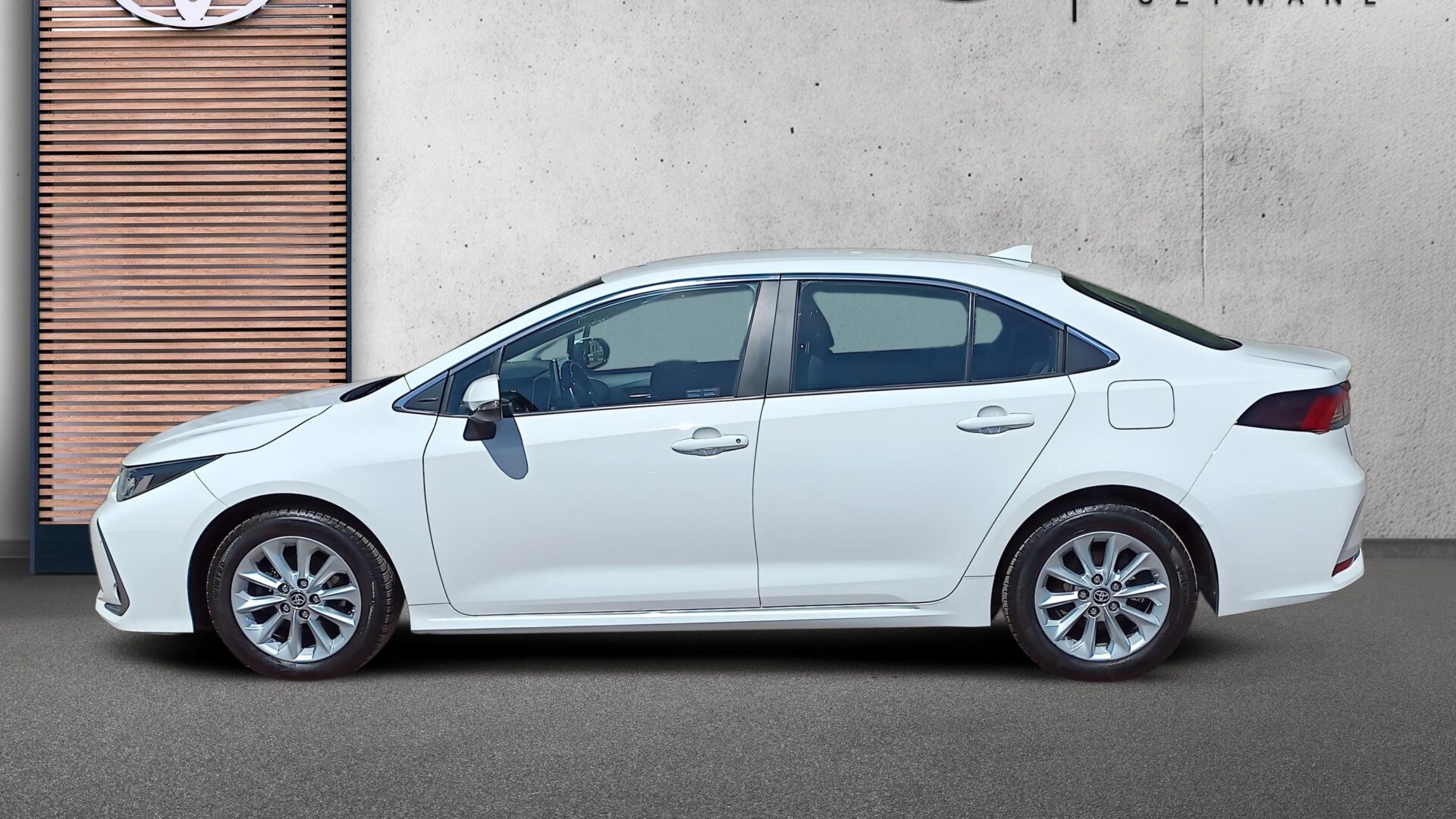 Toyota Corolla - zdjęcie 5