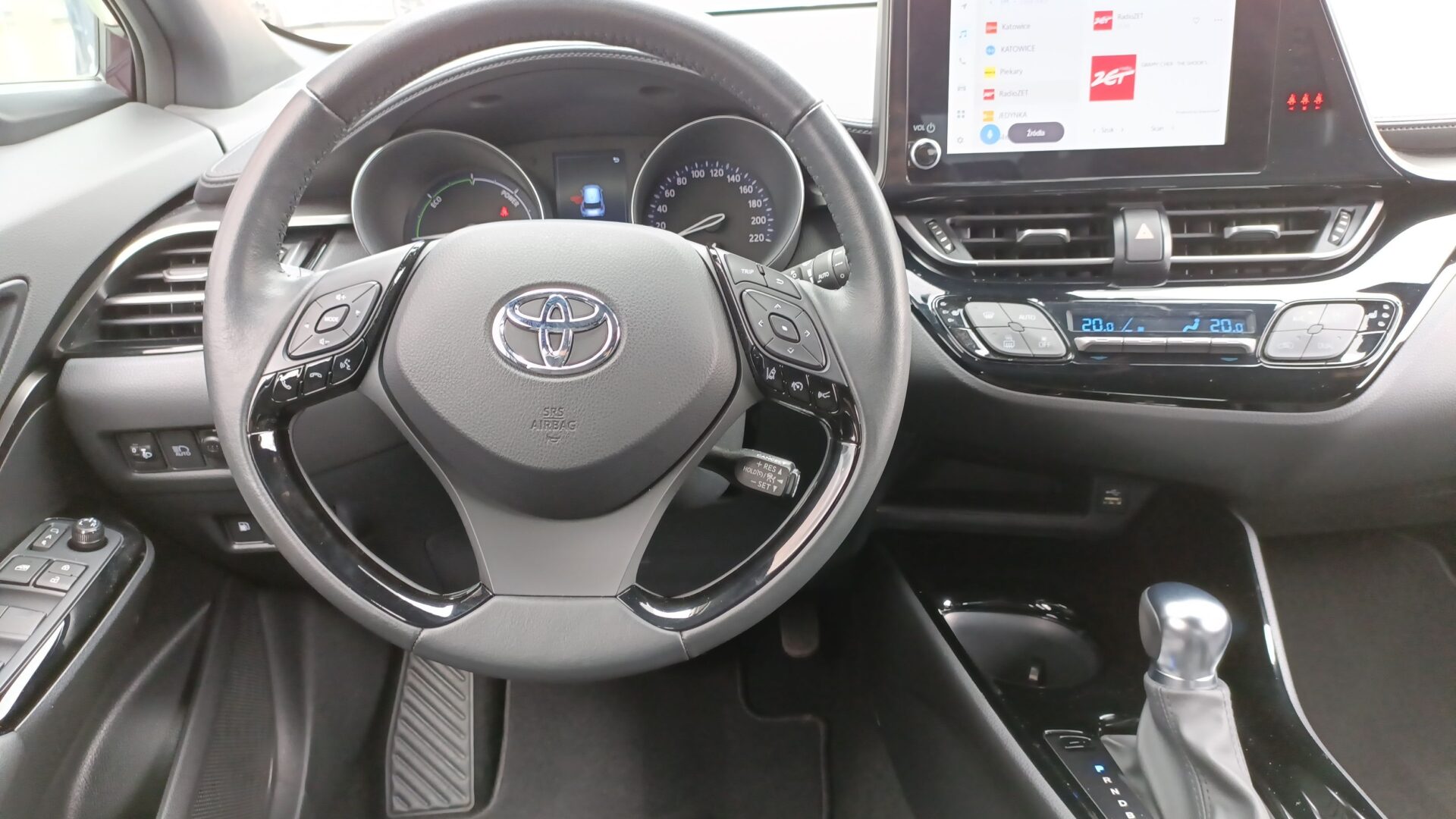 Toyota C-HR - zdjęcie 14
