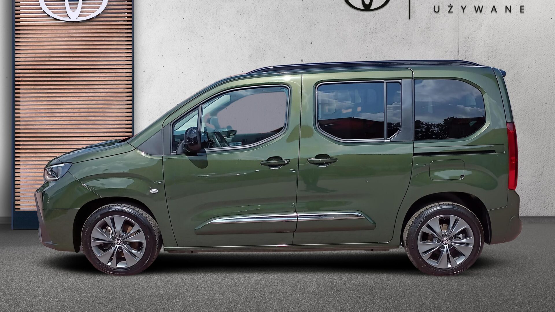 Toyota PROACE CITY VERSO - zdjęcie 2