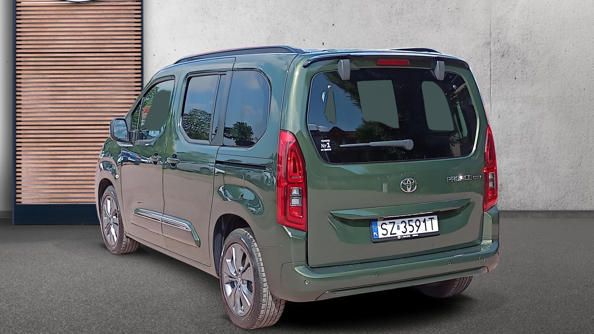 Toyota PROACE CITY VERSO - zdjęcie 3