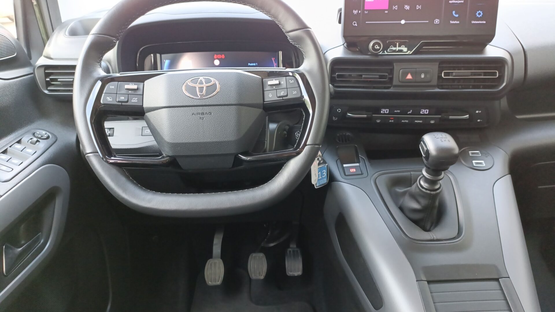Toyota PROACE CITY VERSO - zdjęcie 14