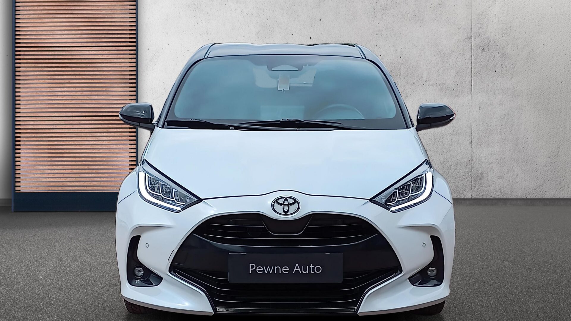 Toyota Yaris - zdjęcie 8