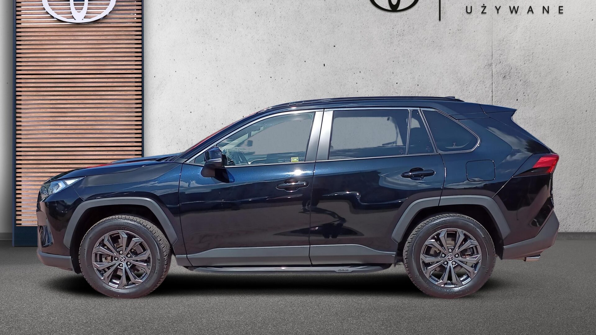 Toyota RAV4 - zdjęcie 2