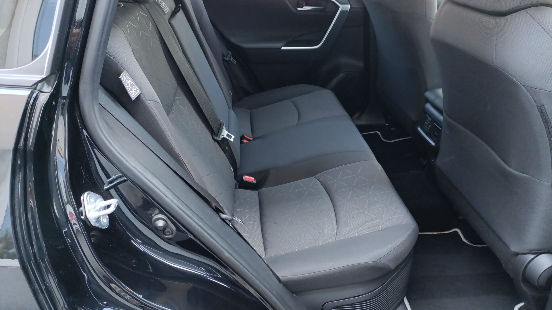 Toyota RAV4 - zdjęcie 12