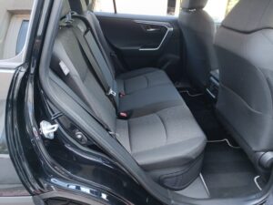 Toyota RAV4 - miniatura 12