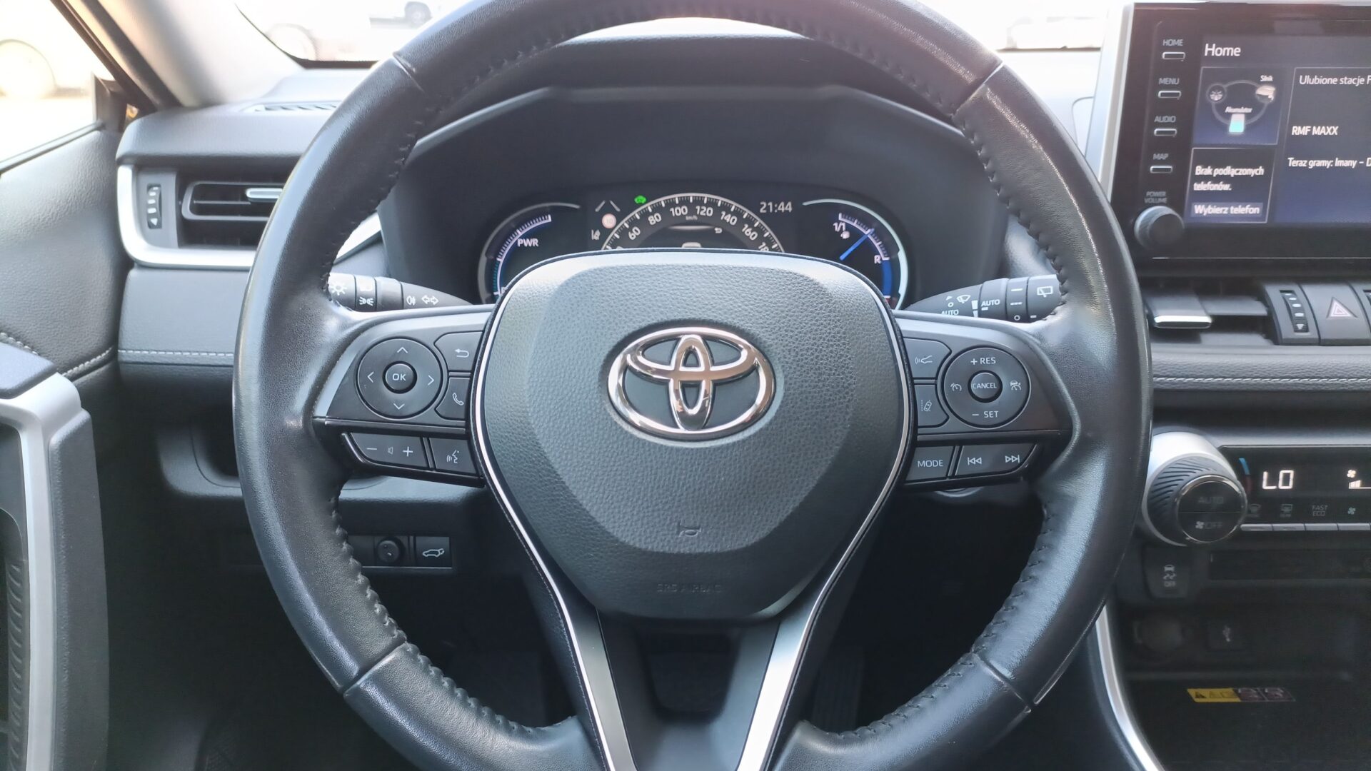 Toyota RAV4 - zdjęcie 15