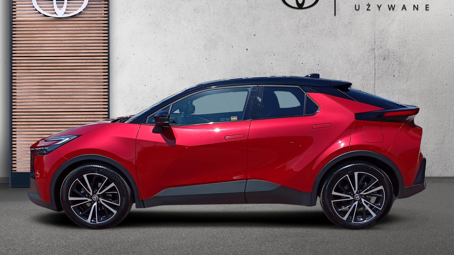 Toyota C-HR - zdjęcie 2