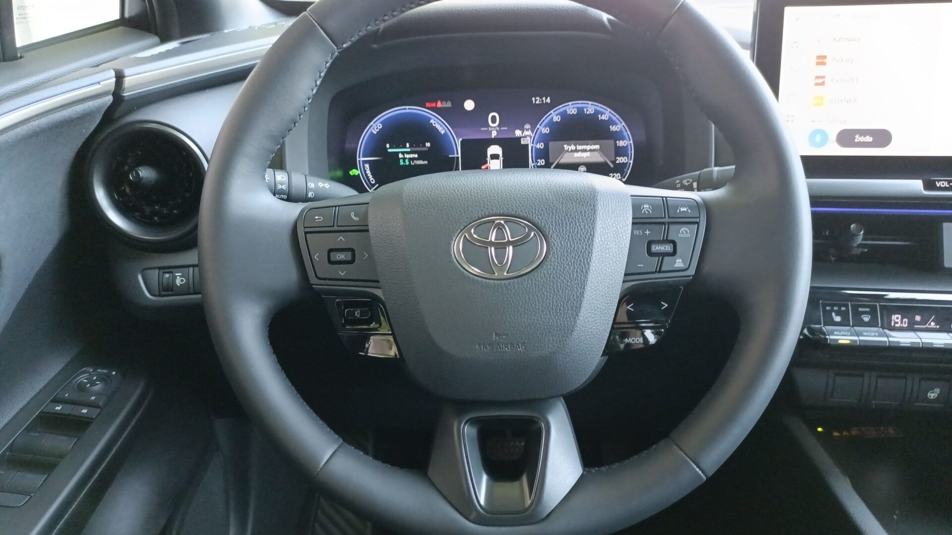 Toyota C-HR - zdjęcie 15