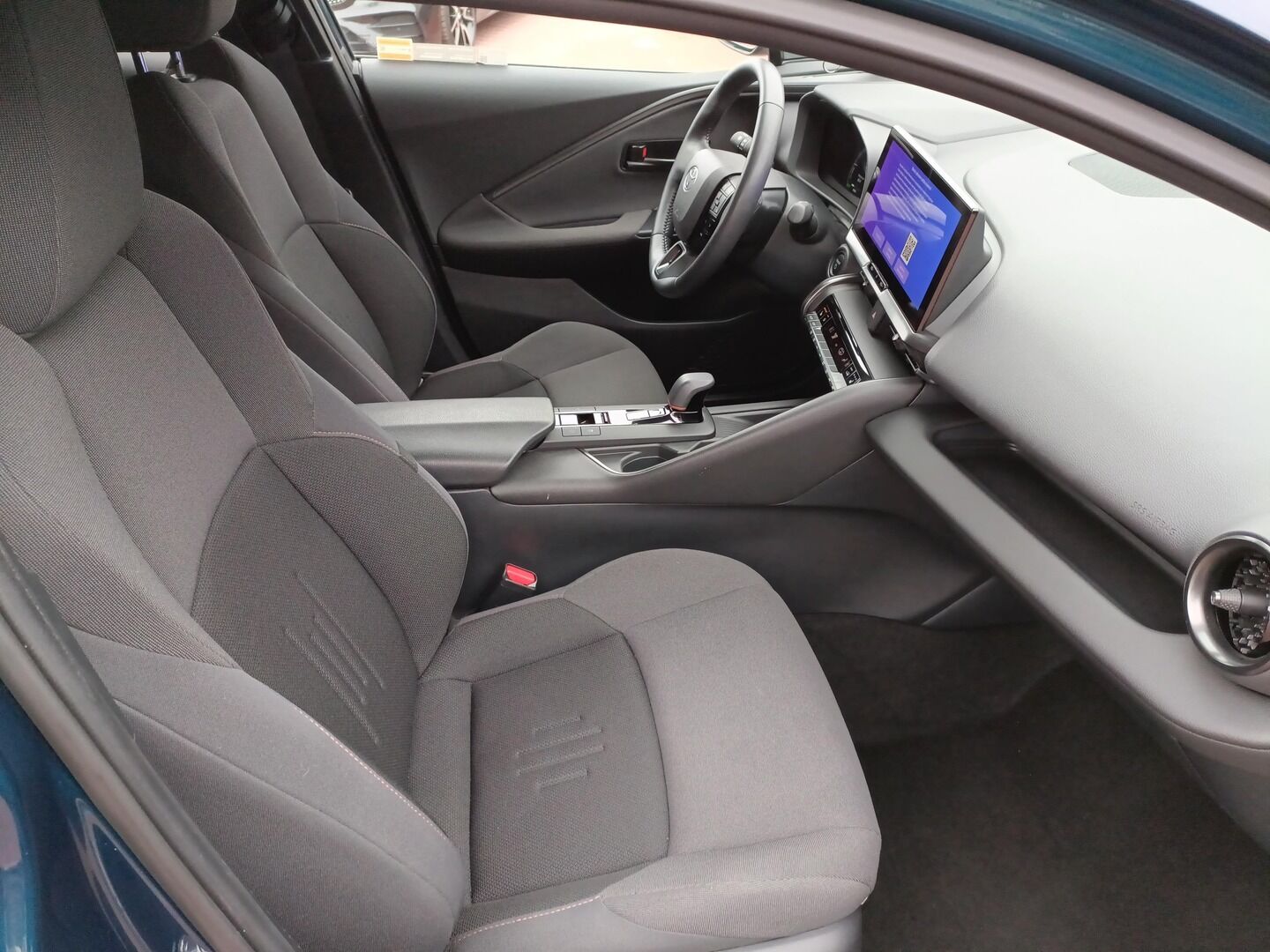 Toyota C-HR - zdjęcie 14