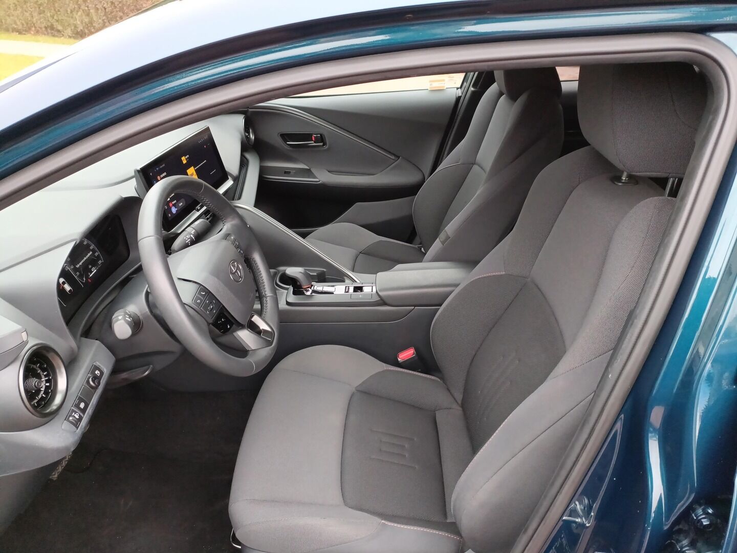 Toyota C-HR - zdjęcie 9