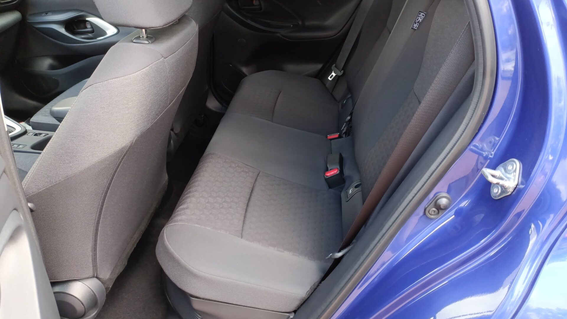 Toyota Yaris - zdjęcie 10