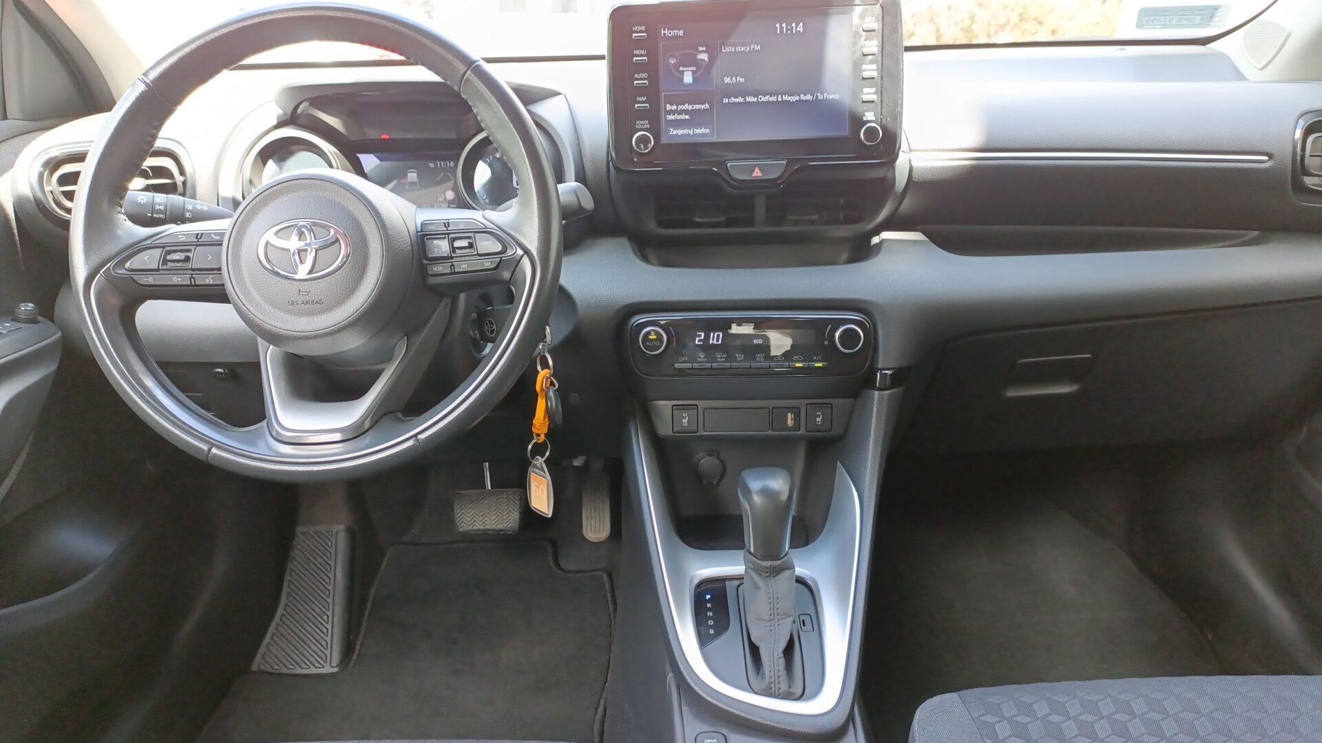 Toyota Yaris - zdjęcie 13