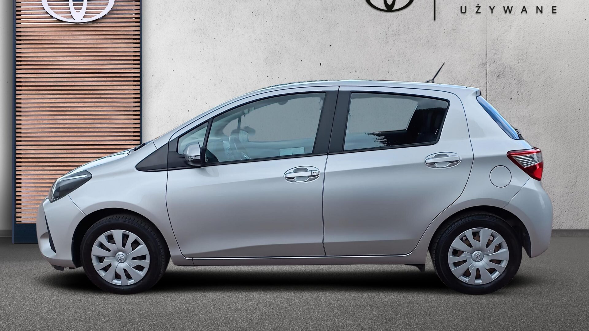 Toyota Yaris - zdjęcie 2