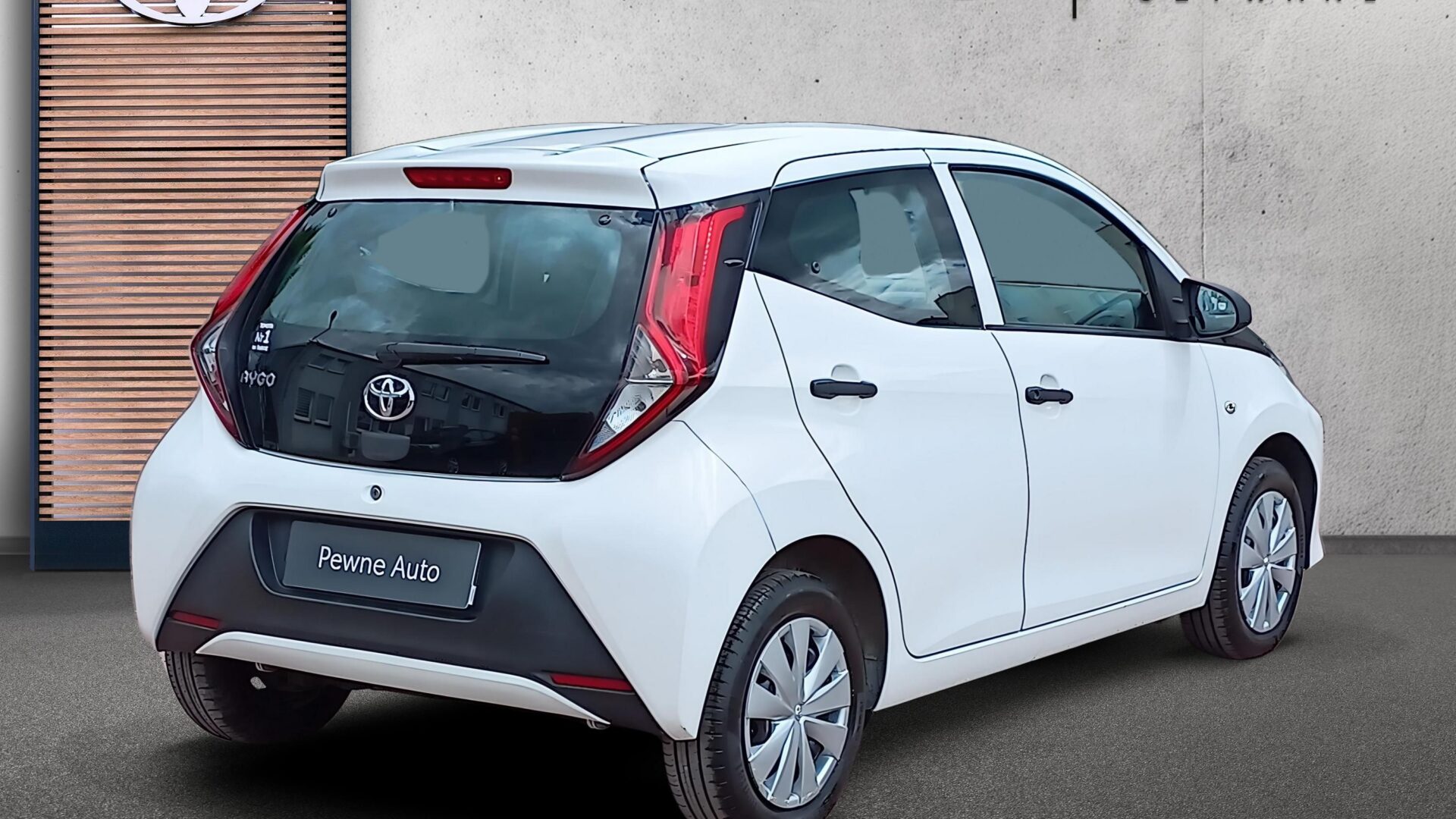 Toyota Aygo - zdjęcie 8