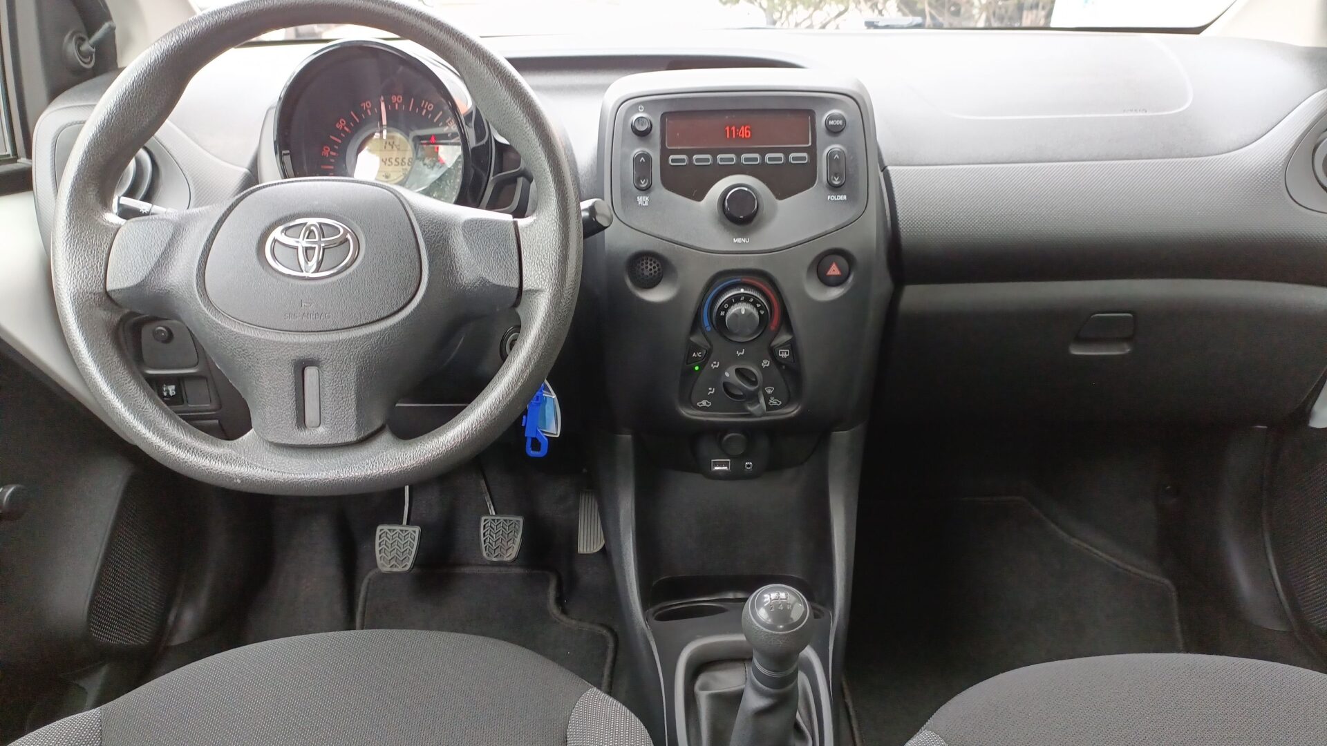 Toyota Aygo - zdjęcie 13