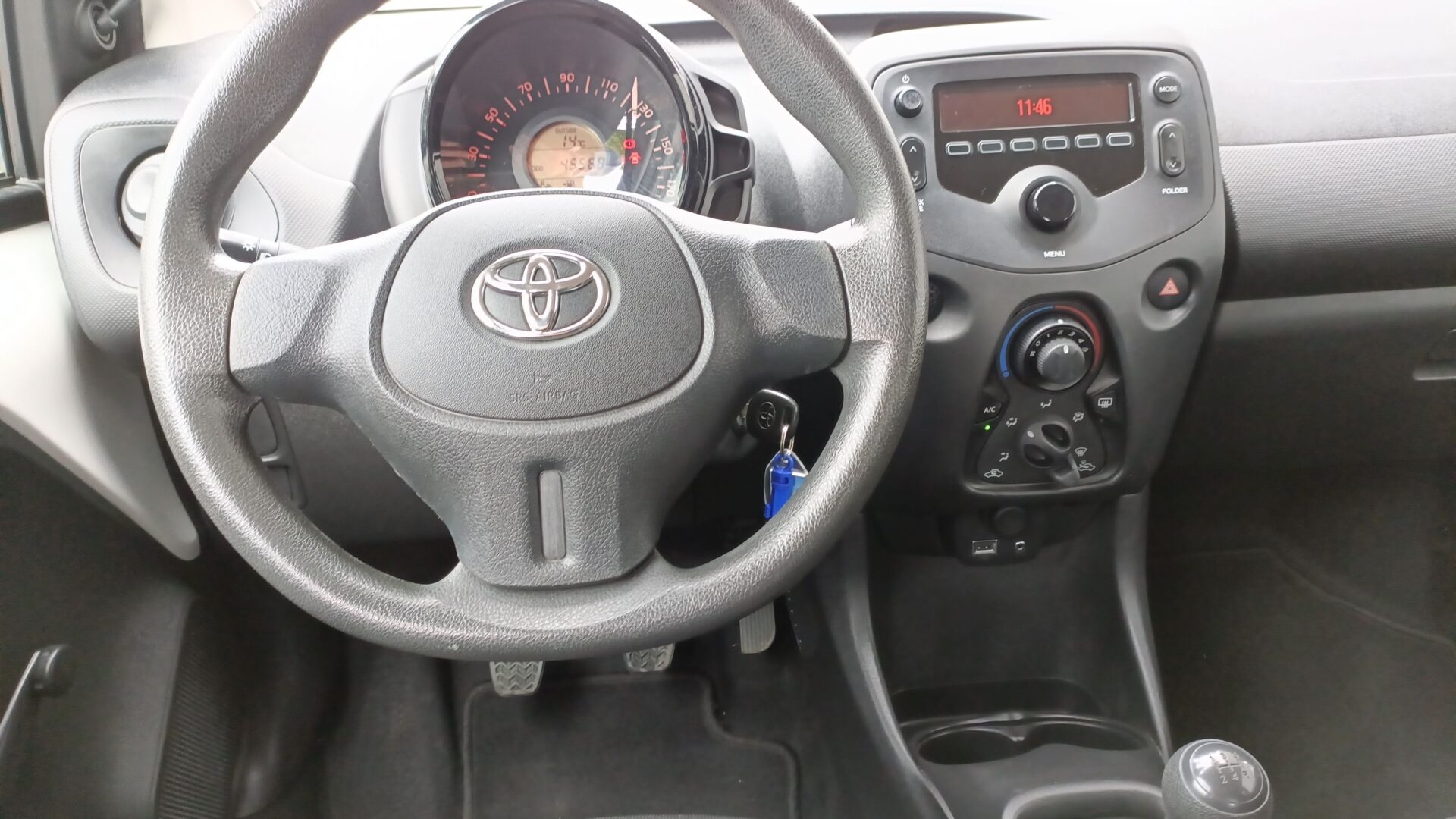Toyota Aygo - zdjęcie 14