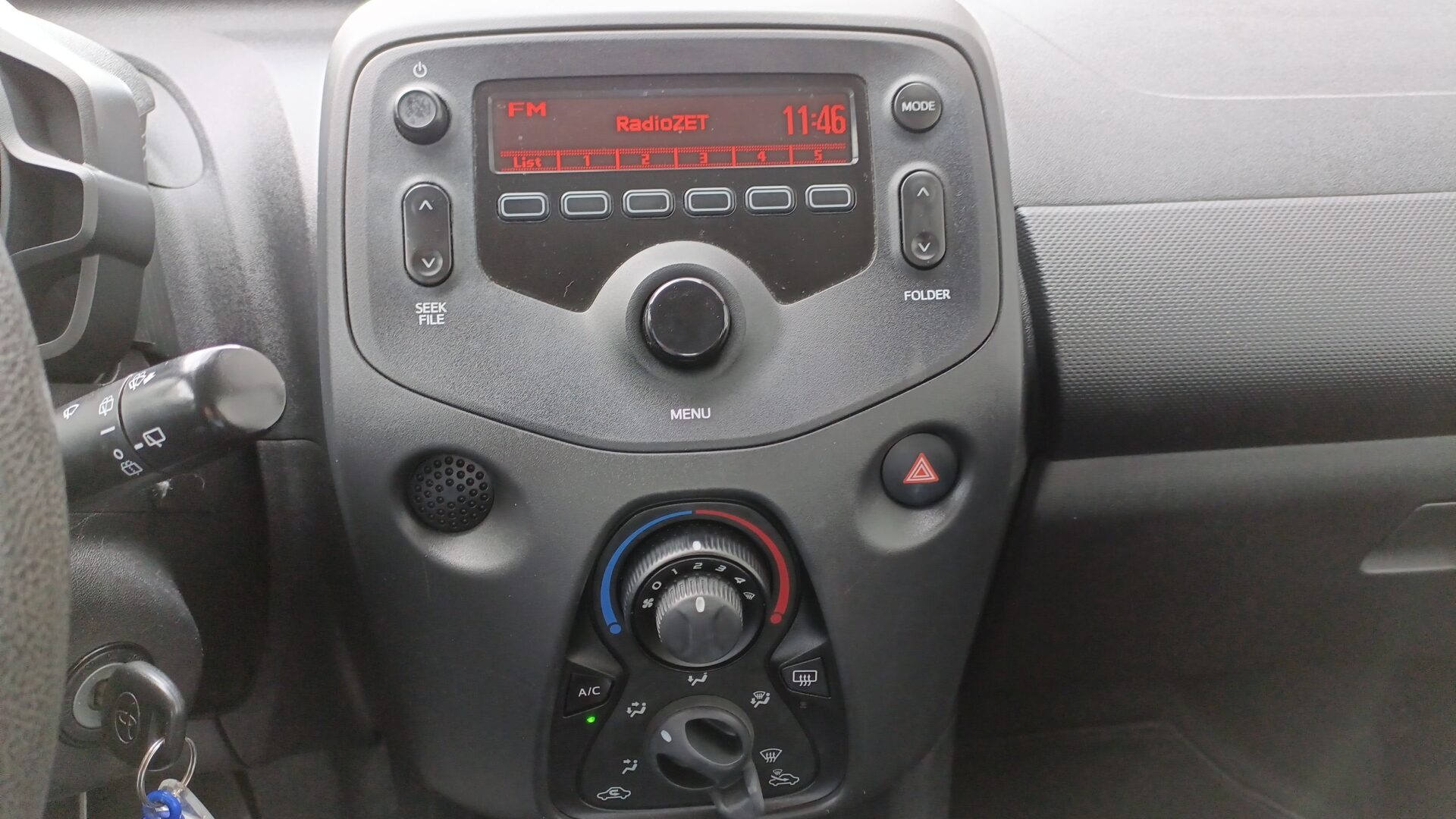 Toyota Aygo - zdjęcie 17