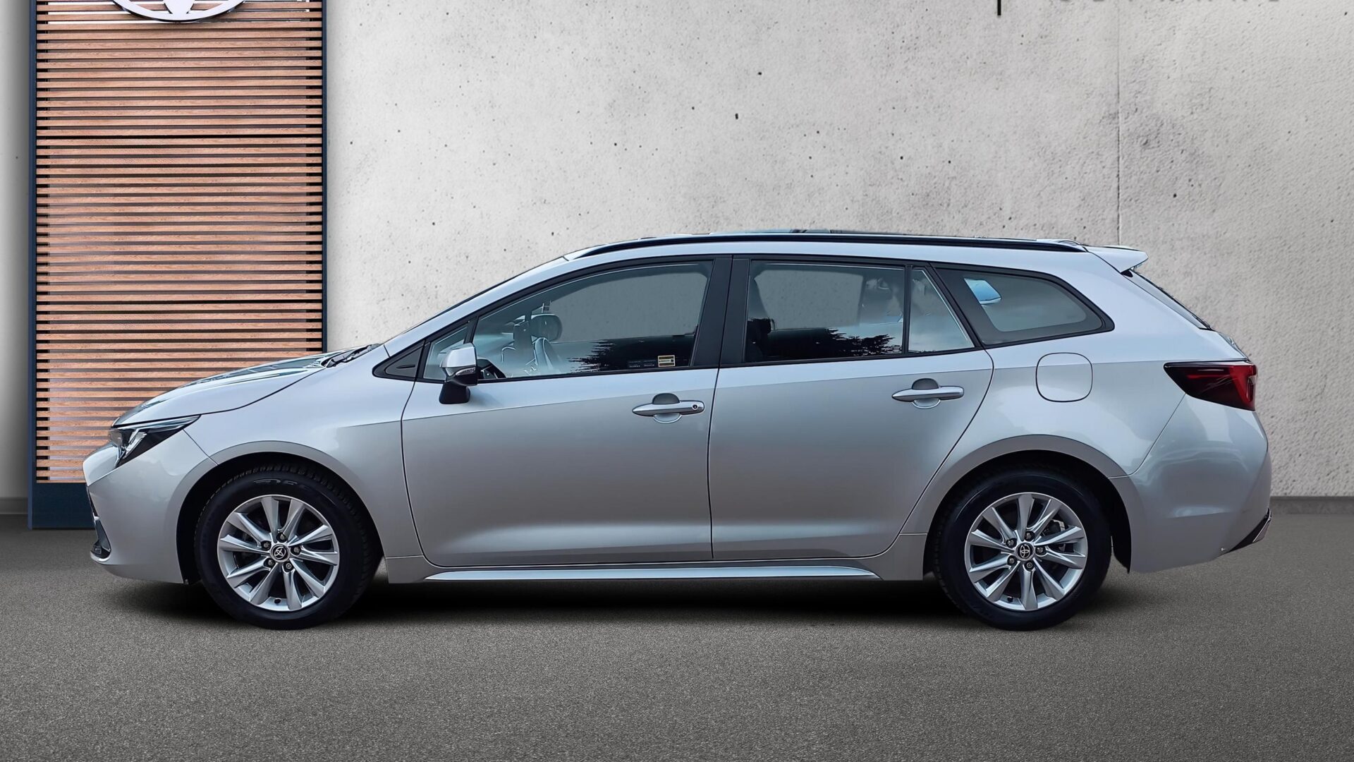 Toyota Corolla - zdjęcie 2