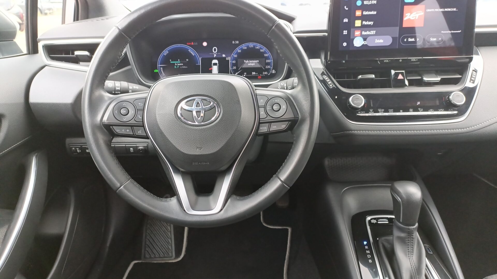 Toyota Corolla - zdjęcie 14