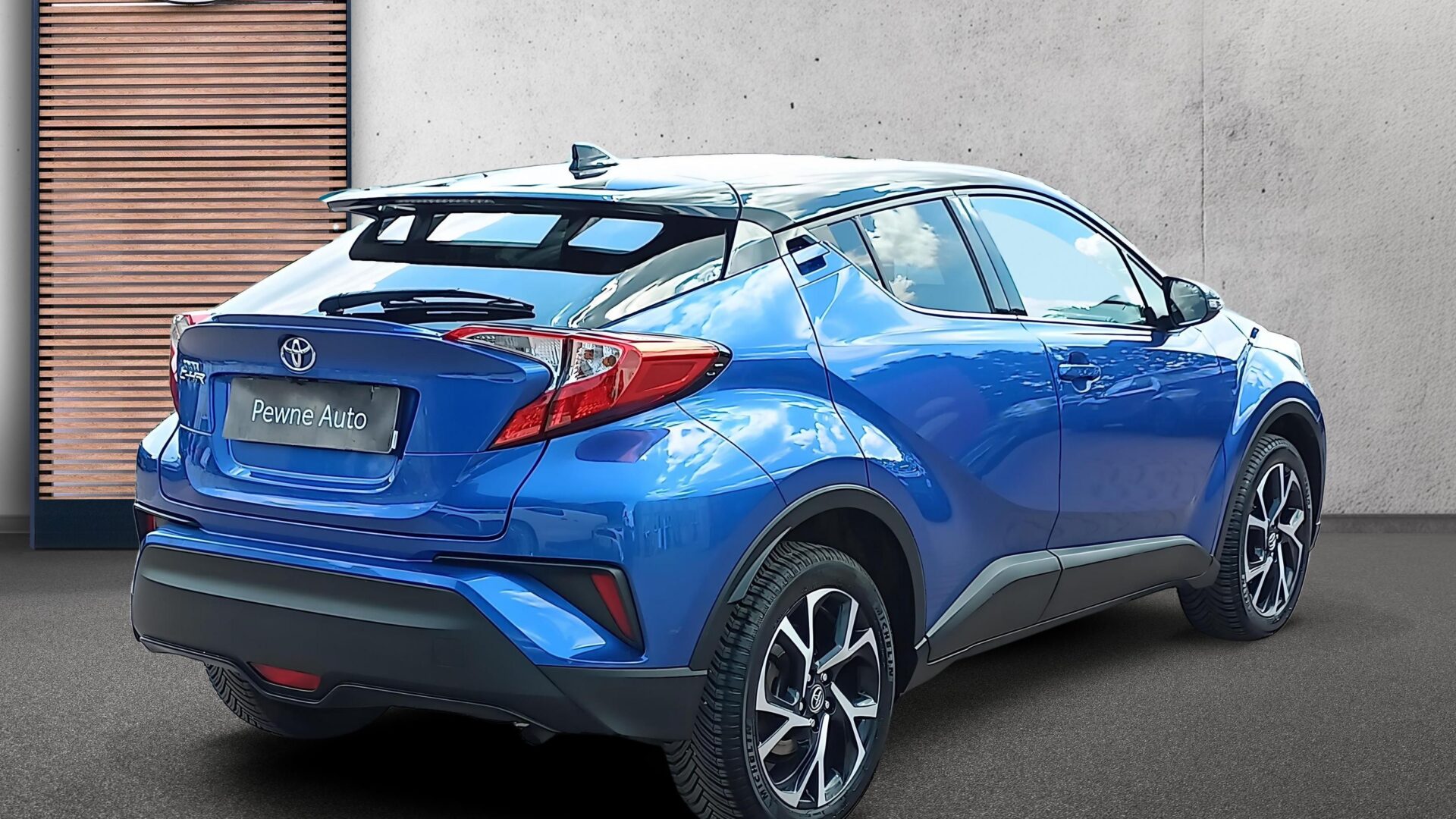 Toyota C-HR - zdjęcie 8