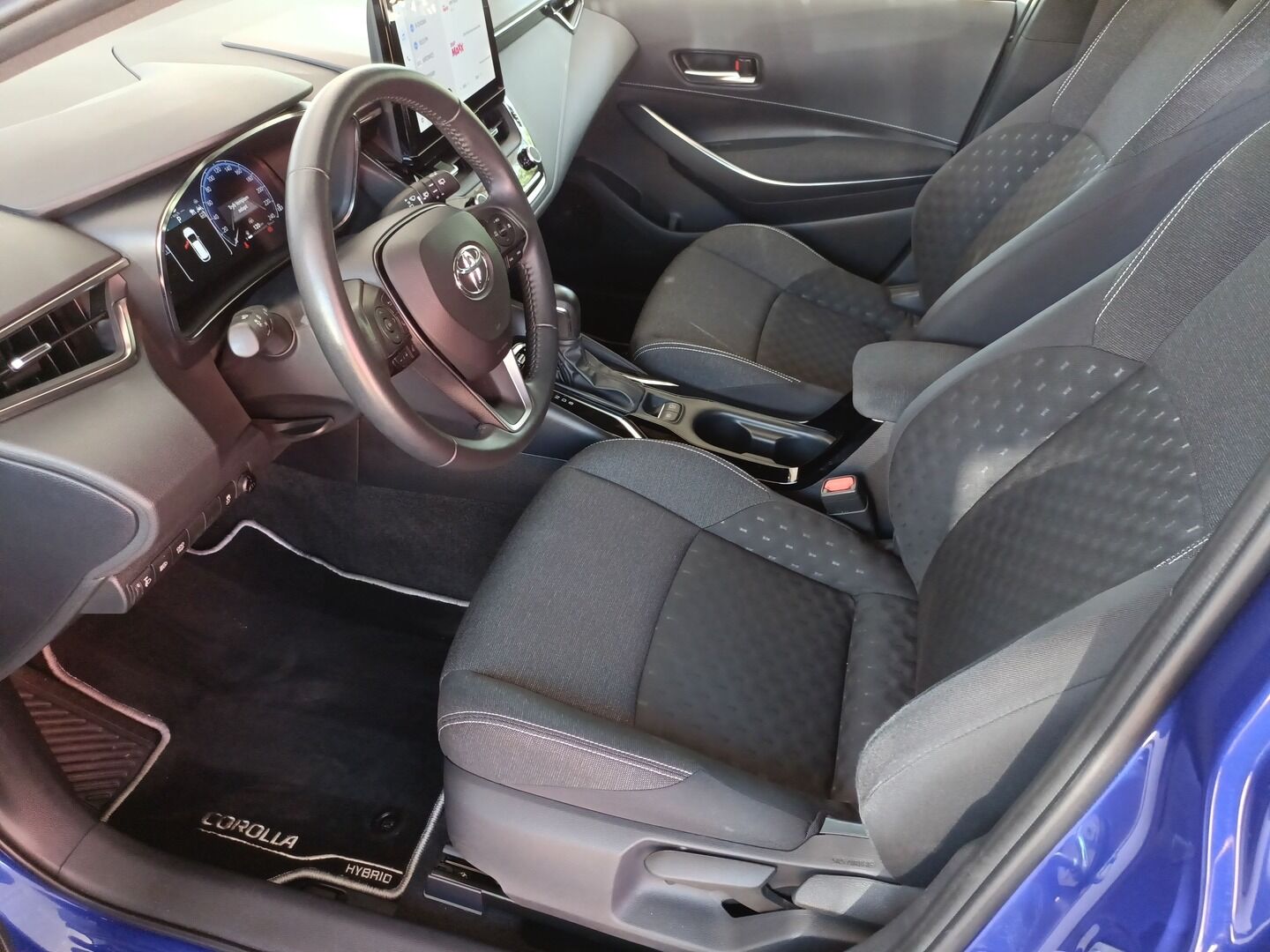 Toyota Corolla - zdjęcie 9