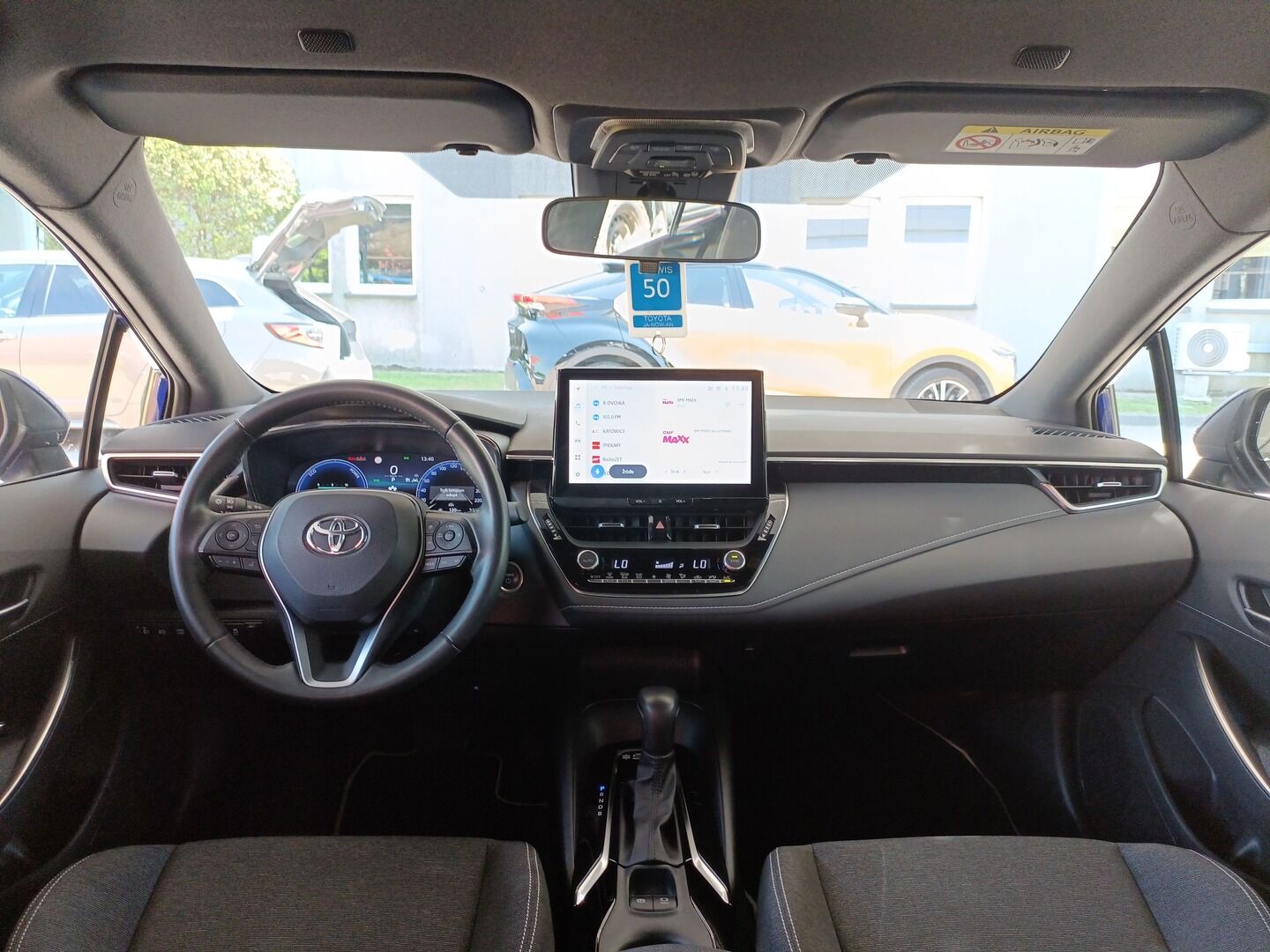 Toyota Corolla - zdjęcie 13